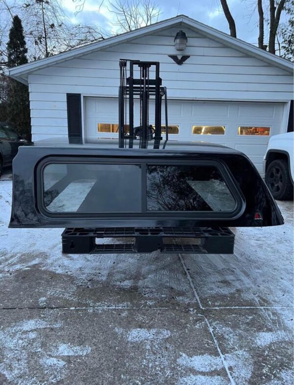 Truck Cap - GMC Sierra - Black5.8ft