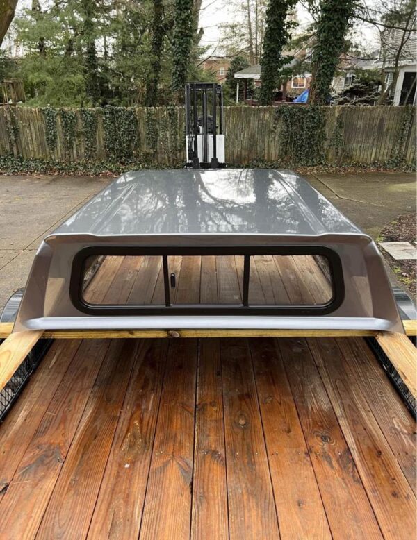 Truck Cap - GMC Sierra - 5.5ft - Image 6